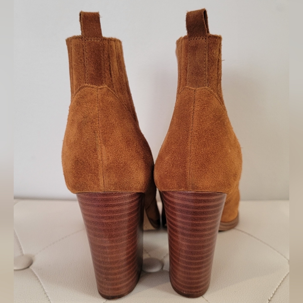 Marc Fisher Alva Pointy Toe Block Heel Suede Leat… - image 3